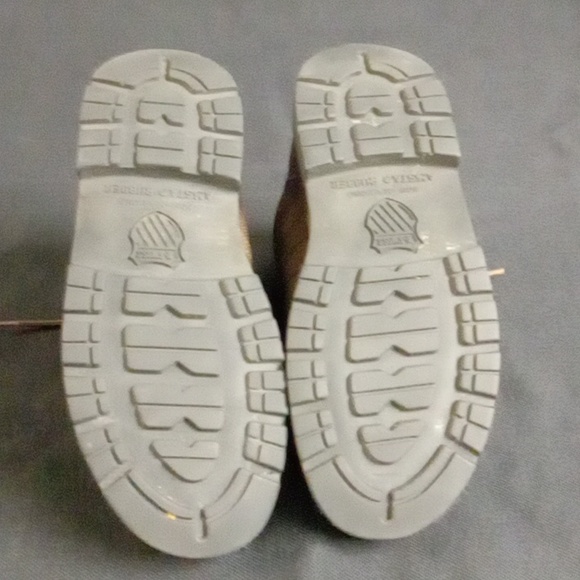 K-Swiss Lowtop Boots - Picture 3 of 6